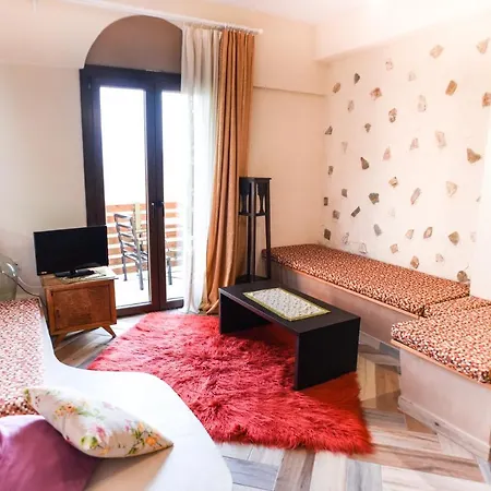 Victoria's Country * زاغورا