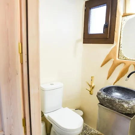 Victoria's Country زاغورا